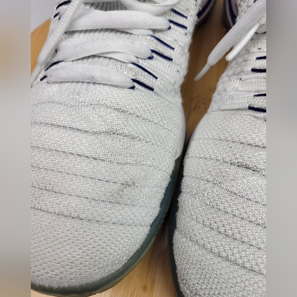 Nike Hyperdunk Flyknit USA Sneakers Mens 9.5 - Picture 8 of 13